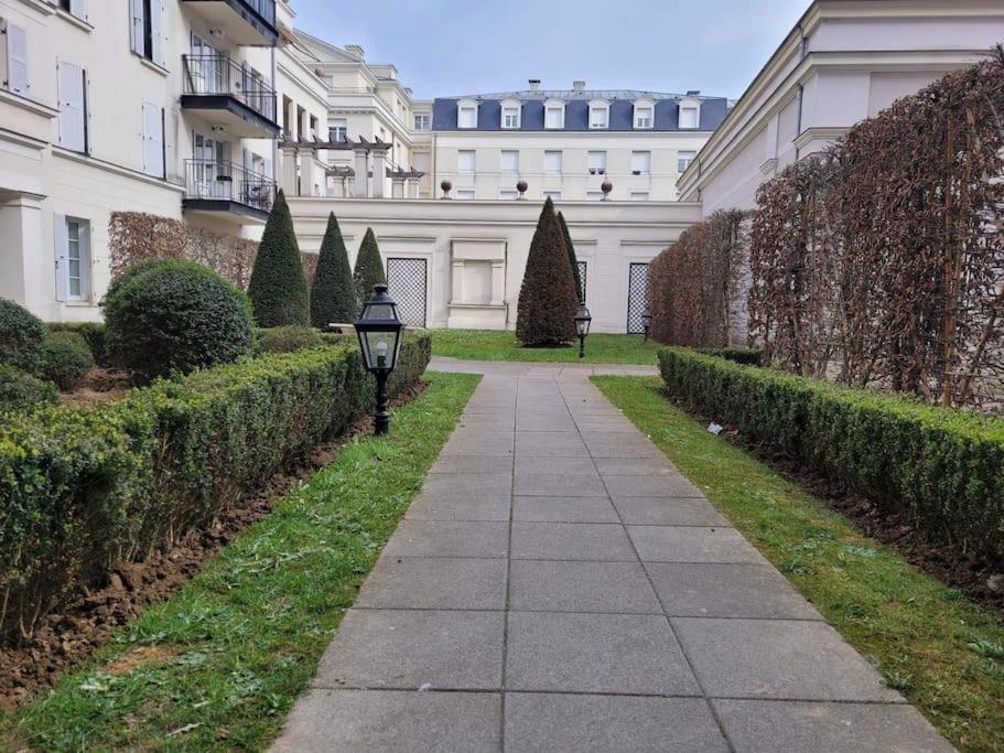 Le Nuage D'Arianne*Vale D'Europe *Disney*Paris Chessy  Exterior photo